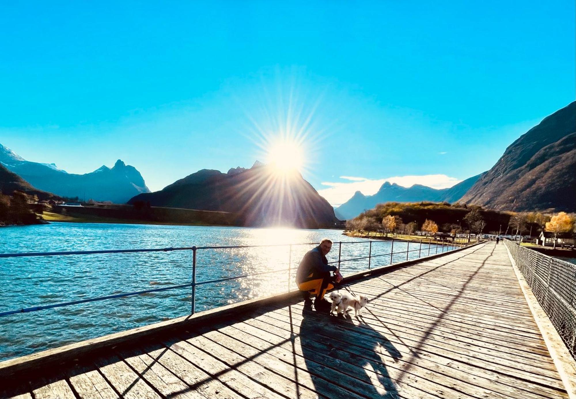 Apartamento Bakkebo Rampestreken Åndalsnes Exterior foto