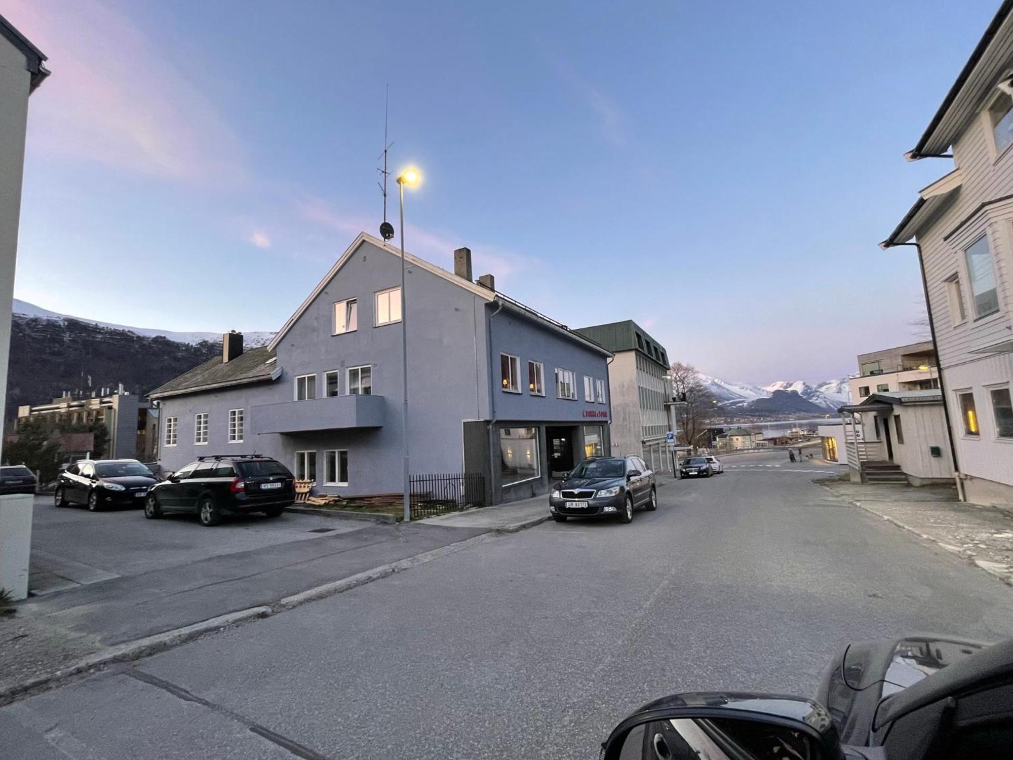 Apartamento Bakkebo Rampestreken Åndalsnes Exterior foto
